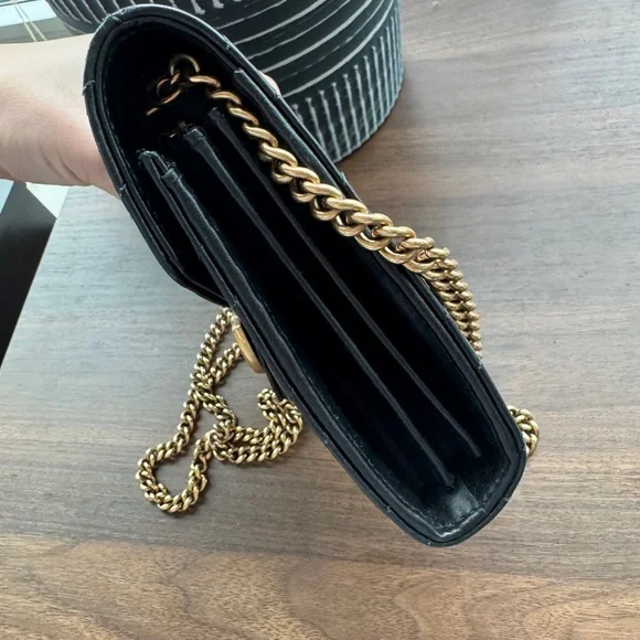 Gucci Marmont Crossbody - Picture 5 of 8